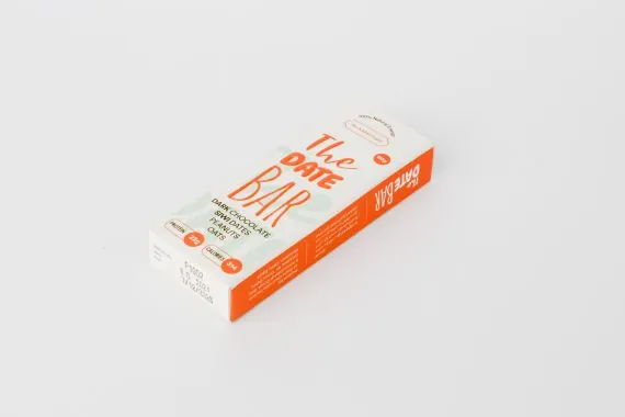 Siwi Dates Energy Bar with dark chocolate, oats and peanuts – natural healthy snack 80g بار تمر بالشوكولاتة الداكنة مثالي لطاقة تدوم وشعور بالشبع بدون سكر – نكهة طبيعية لذيذة (80 جم)