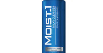 غسول مويست 1 للبشرة الجافة والحساسة – 200 مل، غسول ومرطب لبني ينظف بلطف ويحافظ على ترطيب البشرة. Moist-1 Milky Cleanser & Moisturizer – 200ml, gentle milky formula for dry and sensitive skin, cleanses and hydrates.