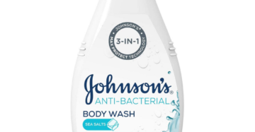 Johnsons antibacterial sea salt body wash 250ml-جونسون سائل استحمام مضاد للبكتريا بملح البحر 250 مل